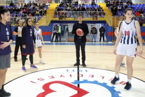 FIBA ONAYLI YENİLENEN SAHAMIZDA İLK MAÇIMIZA ÇIKTIK