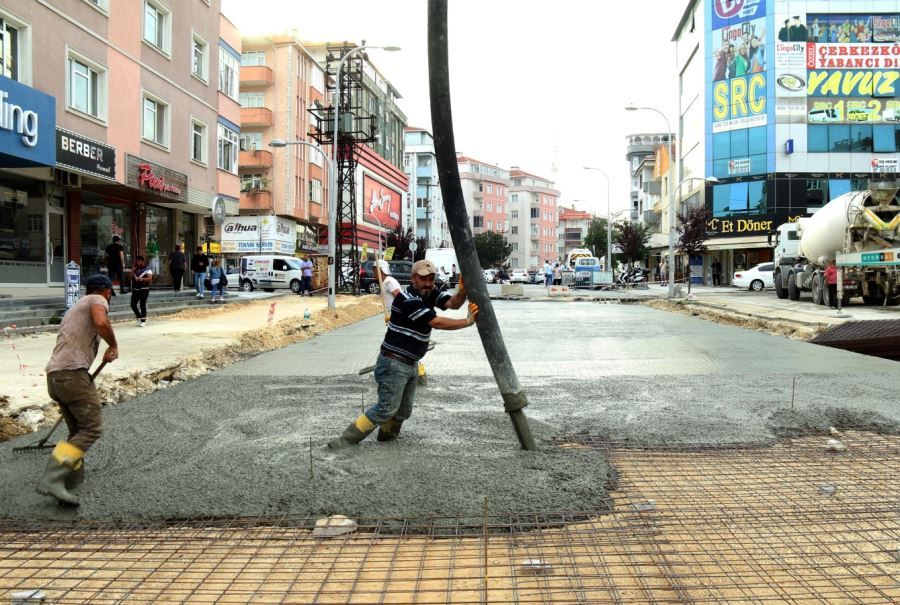 FATİH CADDESİ’NDE BETON YOL YAPIMI TAMAMLANDI