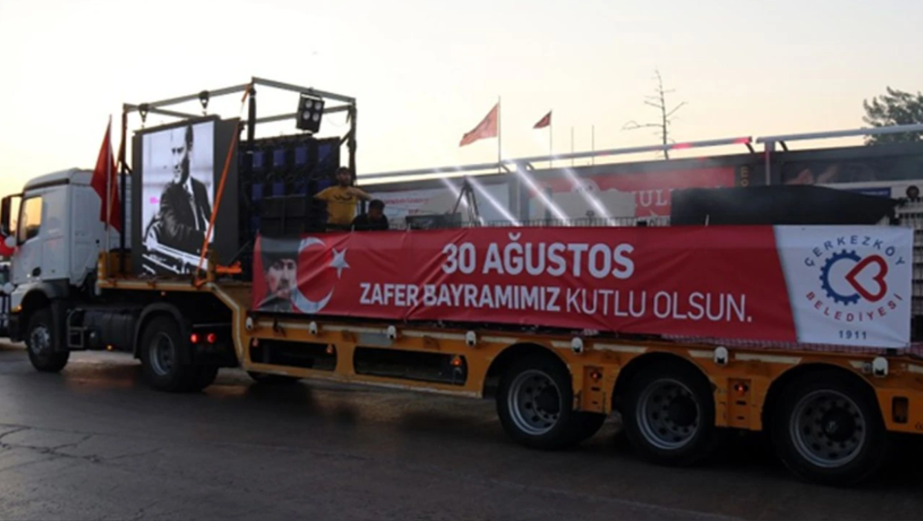 30 AĞUSTOS COŞKUSUNU ZAFER TIRIMIZ İLE KUTLADIK