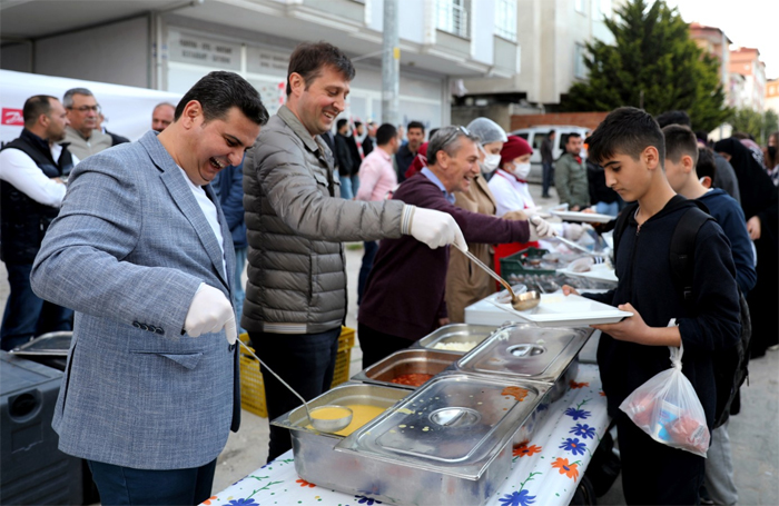 İFTAR SOFRAMIZ FEVZİPAŞA MAHALLEMİZDE KURULDU