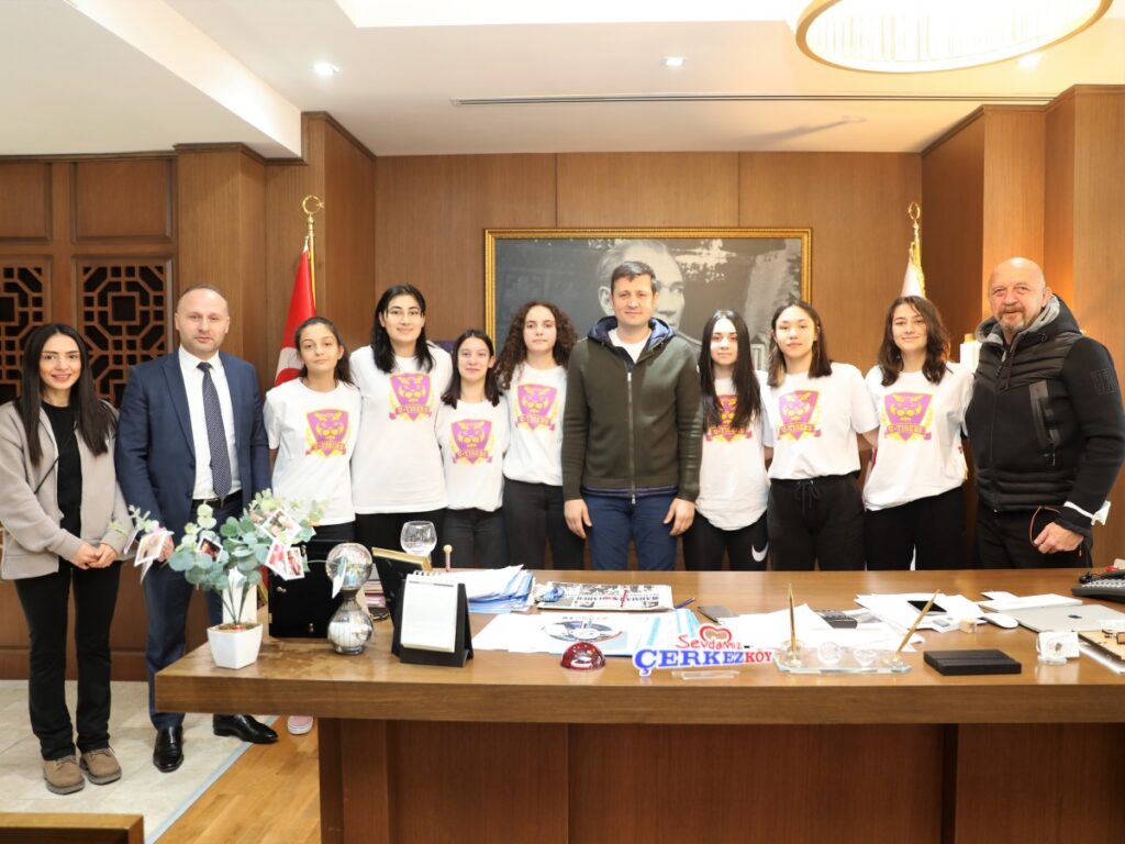 FİNALLERE KALAN UĞUR OKULLARINDAN ZİYARET