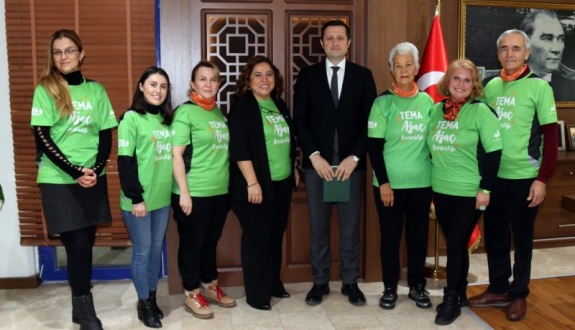 TEMA VAKFI GÖNÜLLÜLERİNDEN BAŞKANIMIZ AKAY'A TEŞEKKÜR ZİYARETİ