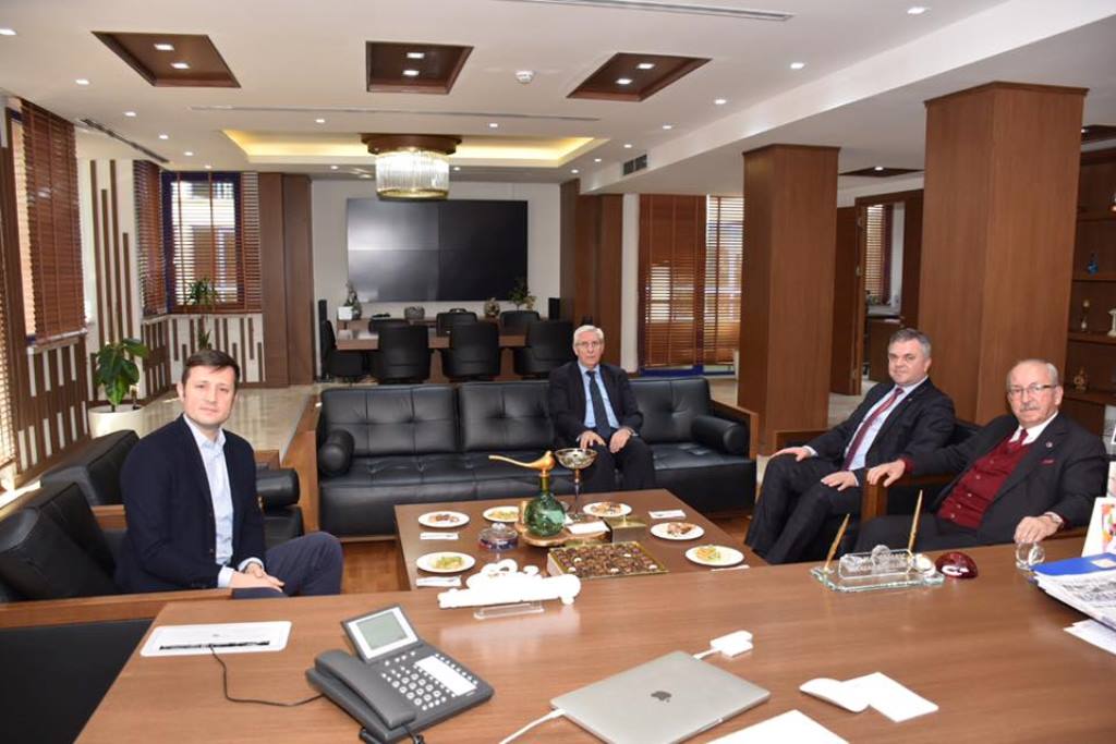 BÜYÜKŞEHİR BELEDİYE BAŞKANIMIZ ALBAYRAK'TAN YENİ YIL ZİYARETİ