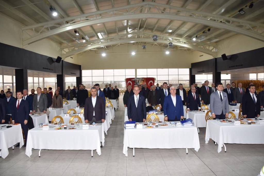 BÜYÜKŞEHİR MECLİSİ YILIN SON TOPLANTISINI HAYRABOLU'DA YAPTI