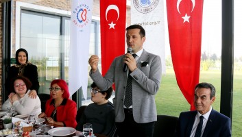 BU YOLU HEP BİRLİKTE YÜRÜYORUZ