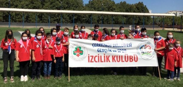 MİNİK İZCİLERİMİZE ORYANTİRİNG ÇALIŞMASI YAPTIRILDI