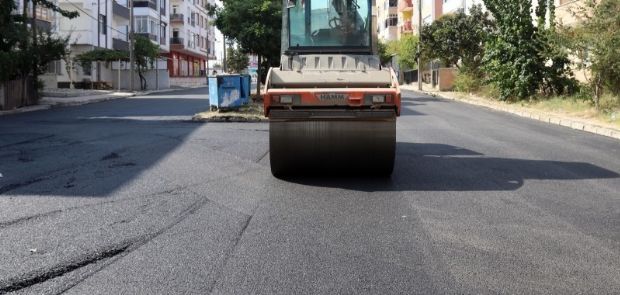 ASFALT ÇALIŞMALARI İKİ KOLDAN SÜRÜYOR