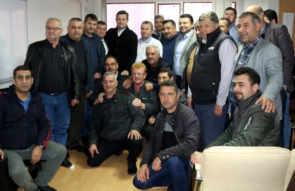 BELEDİYE BAŞKANIMIZ VAHAP AKAY’DAN İREM & ZİRVE ÖĞRENCİ SERVİSLERİNE ZİYARET